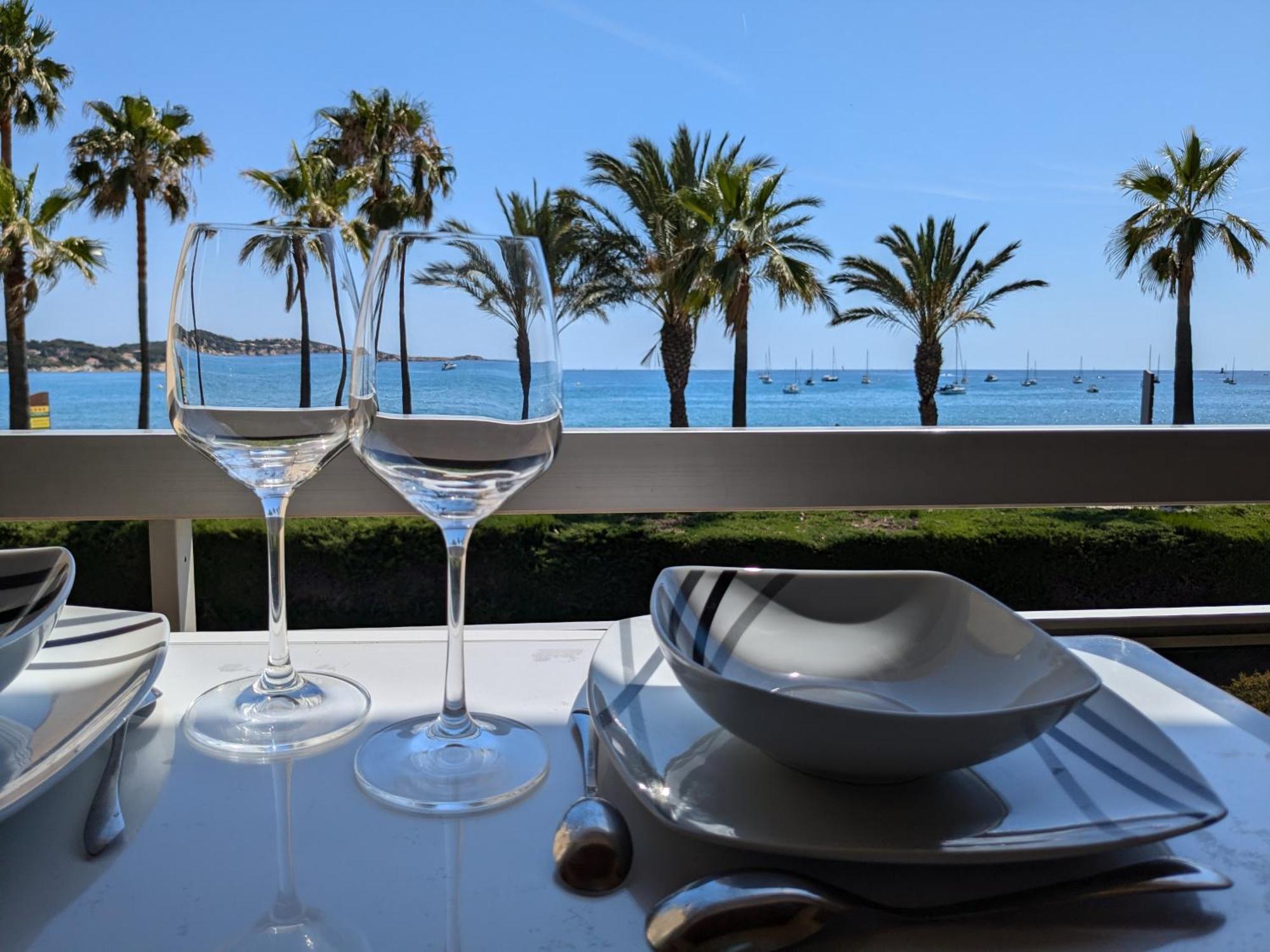 "Le Palmier Dore", Cosy T3 A 3 Minutes A Pied Des Plages, Parking Et Clim Sanary-sur-Mer Exterior foto