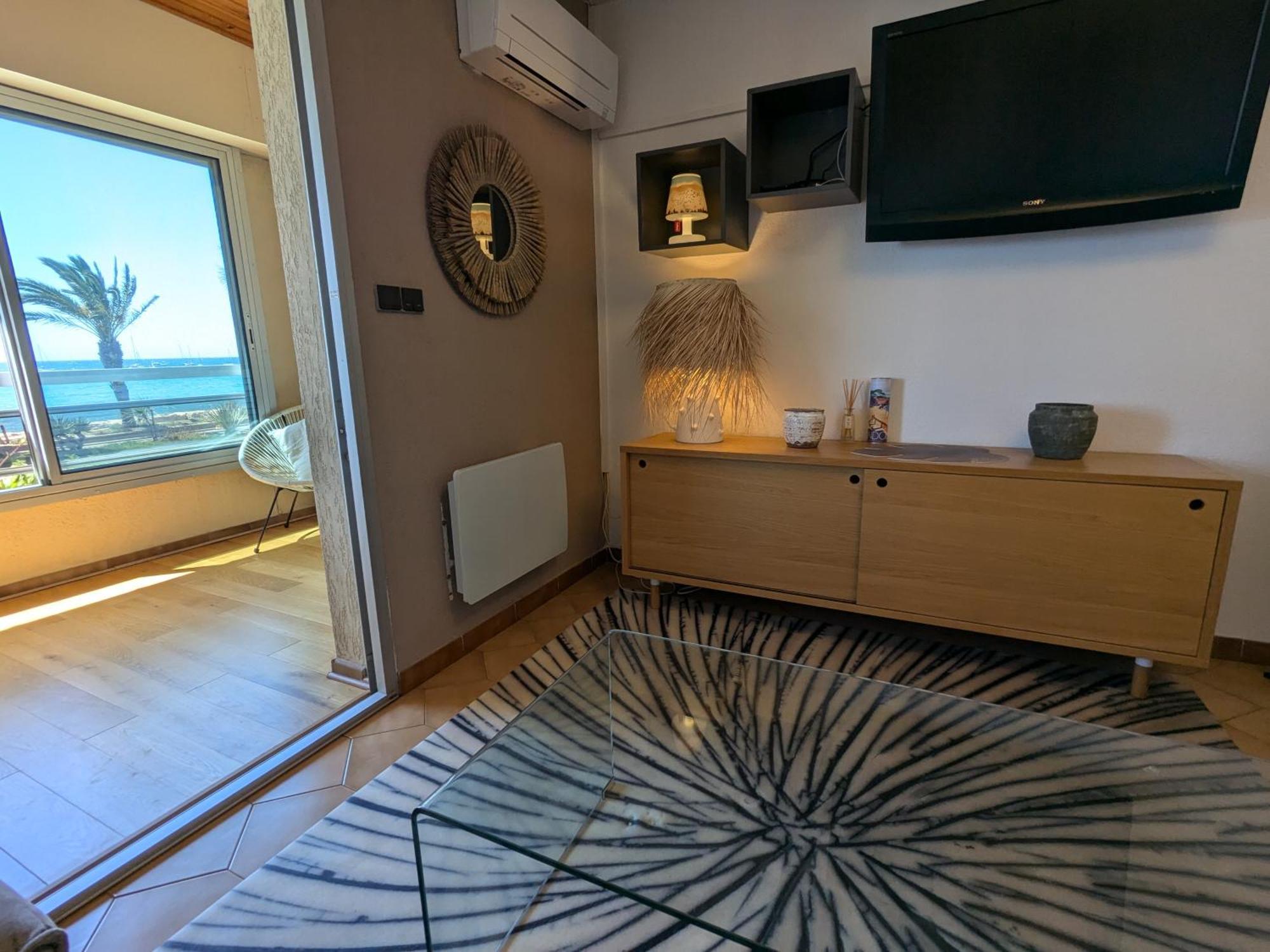 "Le Palmier Dore", Cosy T3 A 3 Minutes A Pied Des Plages, Parking Et Clim Sanary-sur-Mer Exterior foto